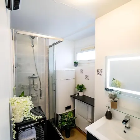 Le Spacieux Jacuzzi & Terrasse Parking 10min * Honfleur