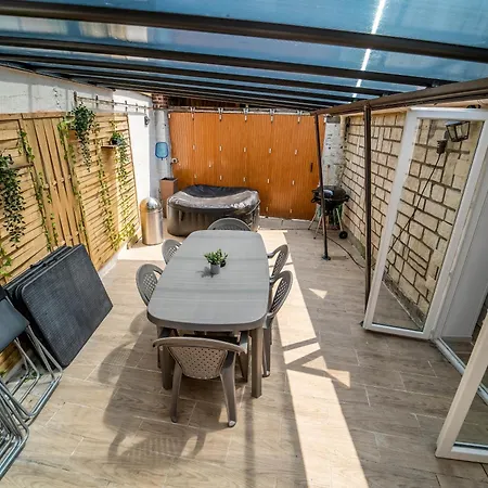 Le Spacieux Jacuzzi & Terrasse Parking 10min Honfleur