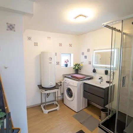 Le Spacieux Jacuzzi & Terrasse Parking 10min * Honfleur